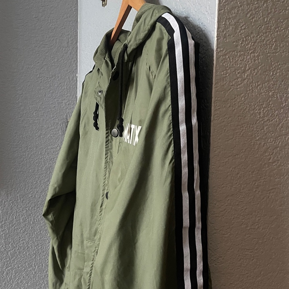 Compton Surf Club Matix Olive Hooded Windbreaker - Picture 3 of 6